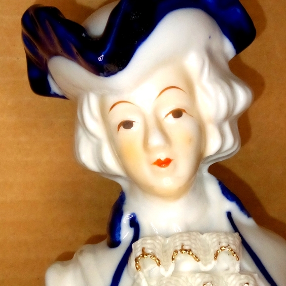 Vintage Hand Painted Porcelain George & Martha Washington by FEI - Picture 14 of 16